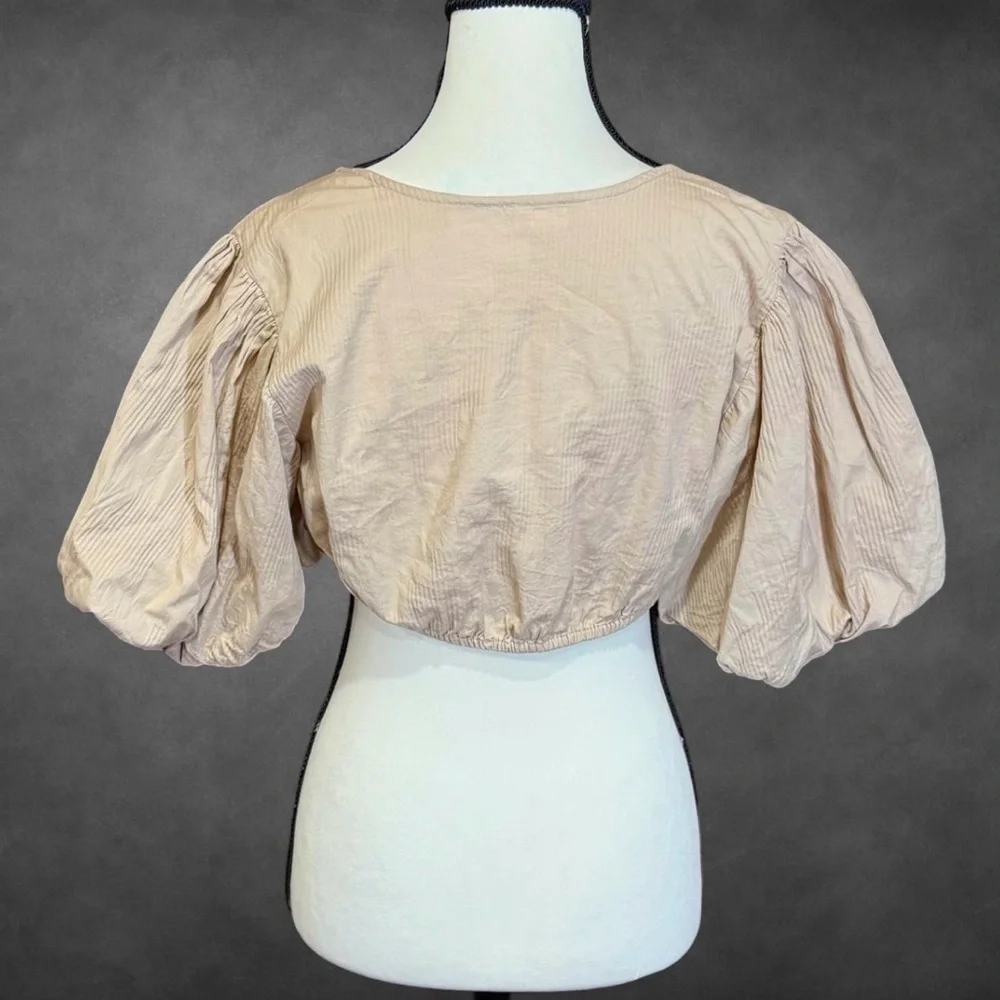 Free‎ People Beige Puff Sleeve Crop Top